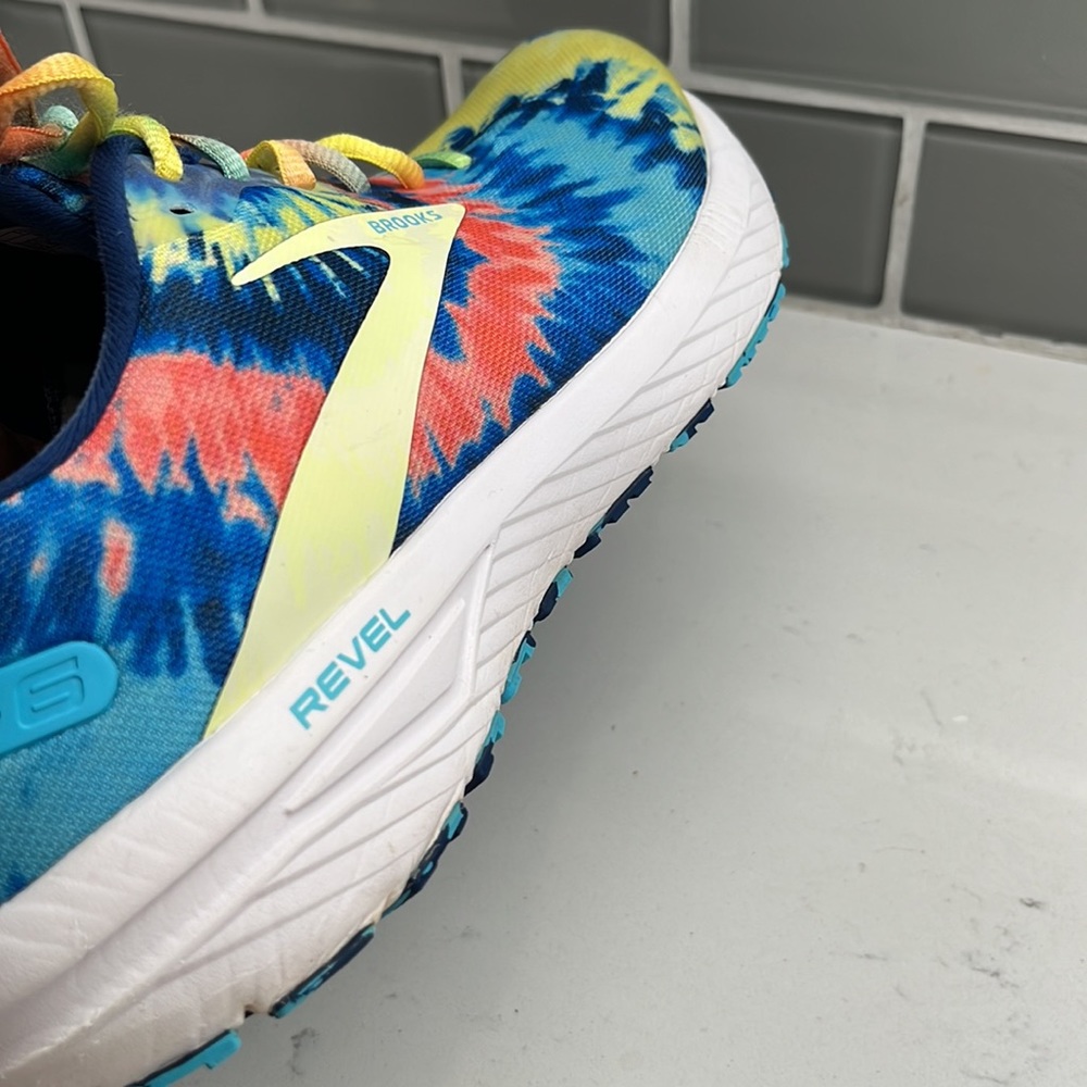 Brooks Multicolor Athletic Shoes - Picture 8 of 11